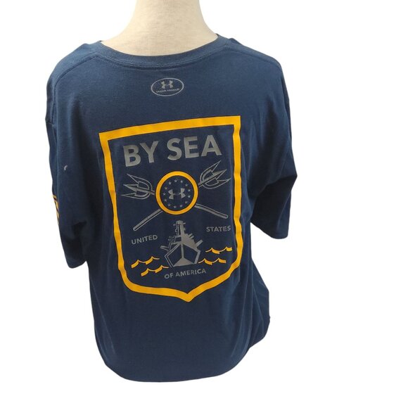 Under Armour Mens HeatGear Loose Fit T-Shirt "By Sea" Navy Blue Size L - Picture 2 of 9